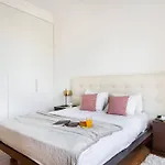 아파트 Guestready - Stunning Design In Chiado *