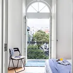 Guestready - Stunning Design In Chiado 아파트 리스본