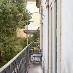 Appartamento Guestready - Stunning Design In Chiado Lisbona