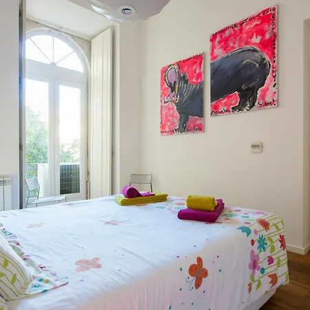Joivy Stunning Design In Chiado Lisbon