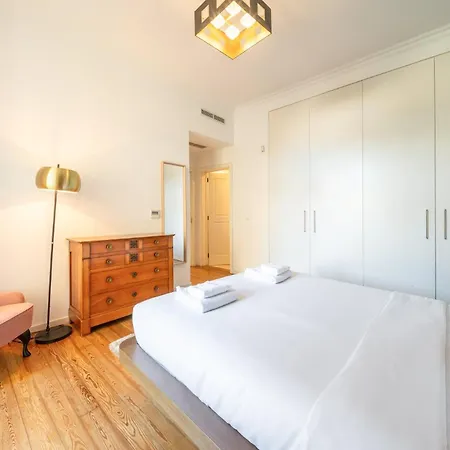 Apartment Guestready - Stunning Design In Chiado *