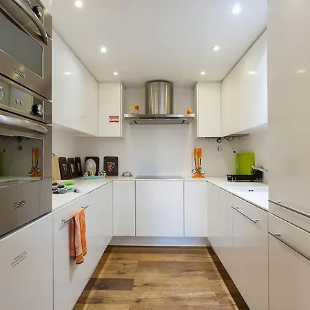 Guestready - Stunning Design In Chiado Appartement Lissabon
