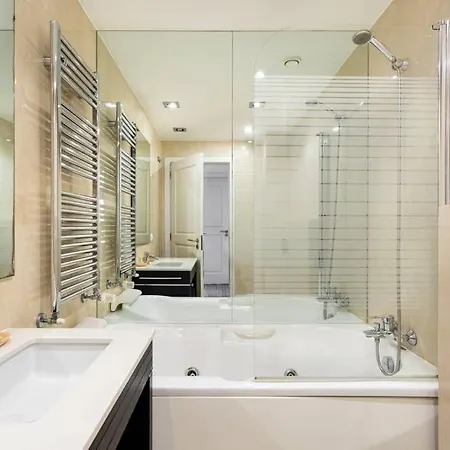 Guestready - Stunning Design In Chiado * Lissabon