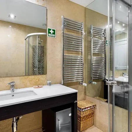 Guestready - Stunning Design In Chiado Appartement Lissabon